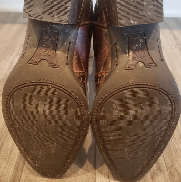 Ariat 7 1/2 Brown boots - Picture 5 of 6